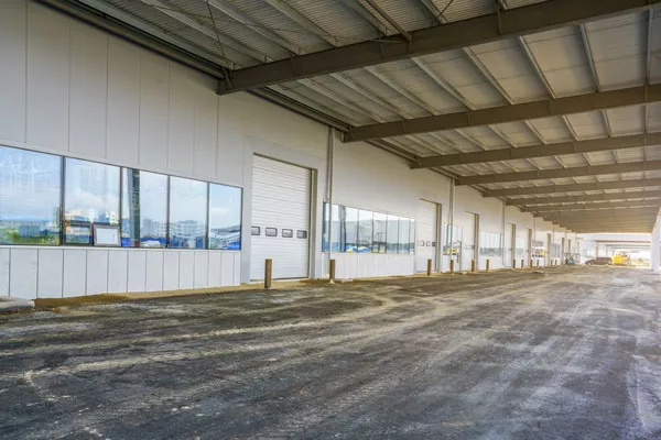 Quels sont les avantages d'une couverture métallique pour un hangar ?, Tarbes, CD Construction